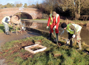 Volunteers working on the Ashby Canal