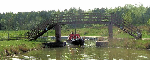 Cruising at Moira on the Ashby Canal